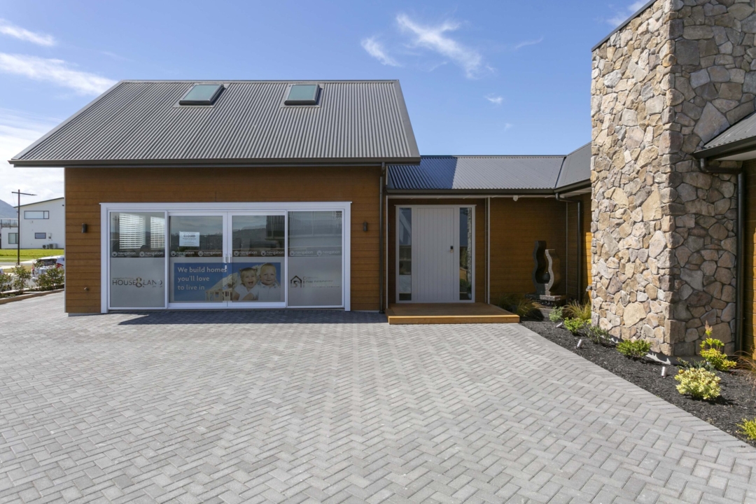 32 Wai Terrace, Wharewaka, Taupo,
