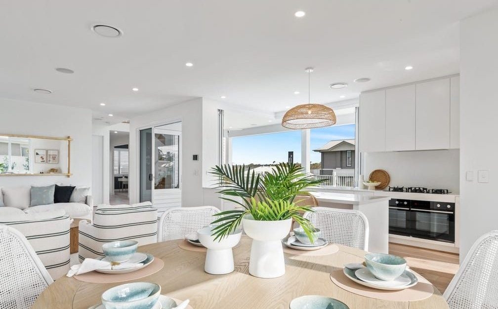 25 Whenuateitei Crescent  , Stanmore Bay,