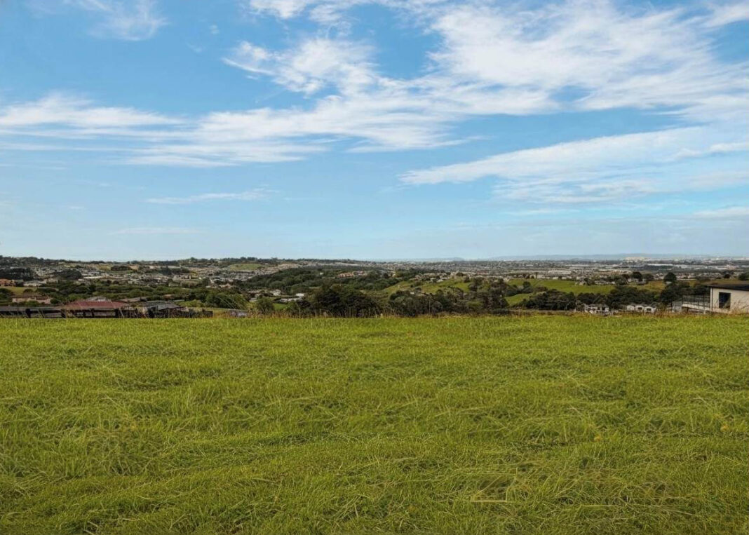 27 Kitenga Road, , East Tamaki Heights,