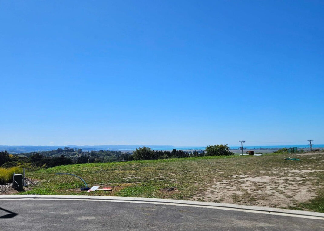 5 Tupai Place, Poraiti  , Napier,