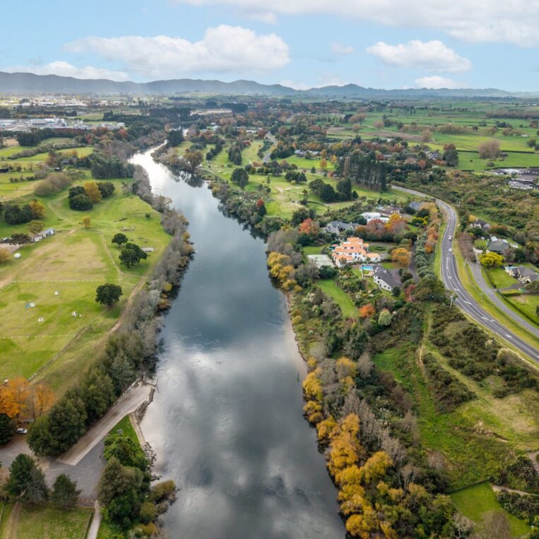 1 Riverlinks Lane, Flagstaff, Hamilton,